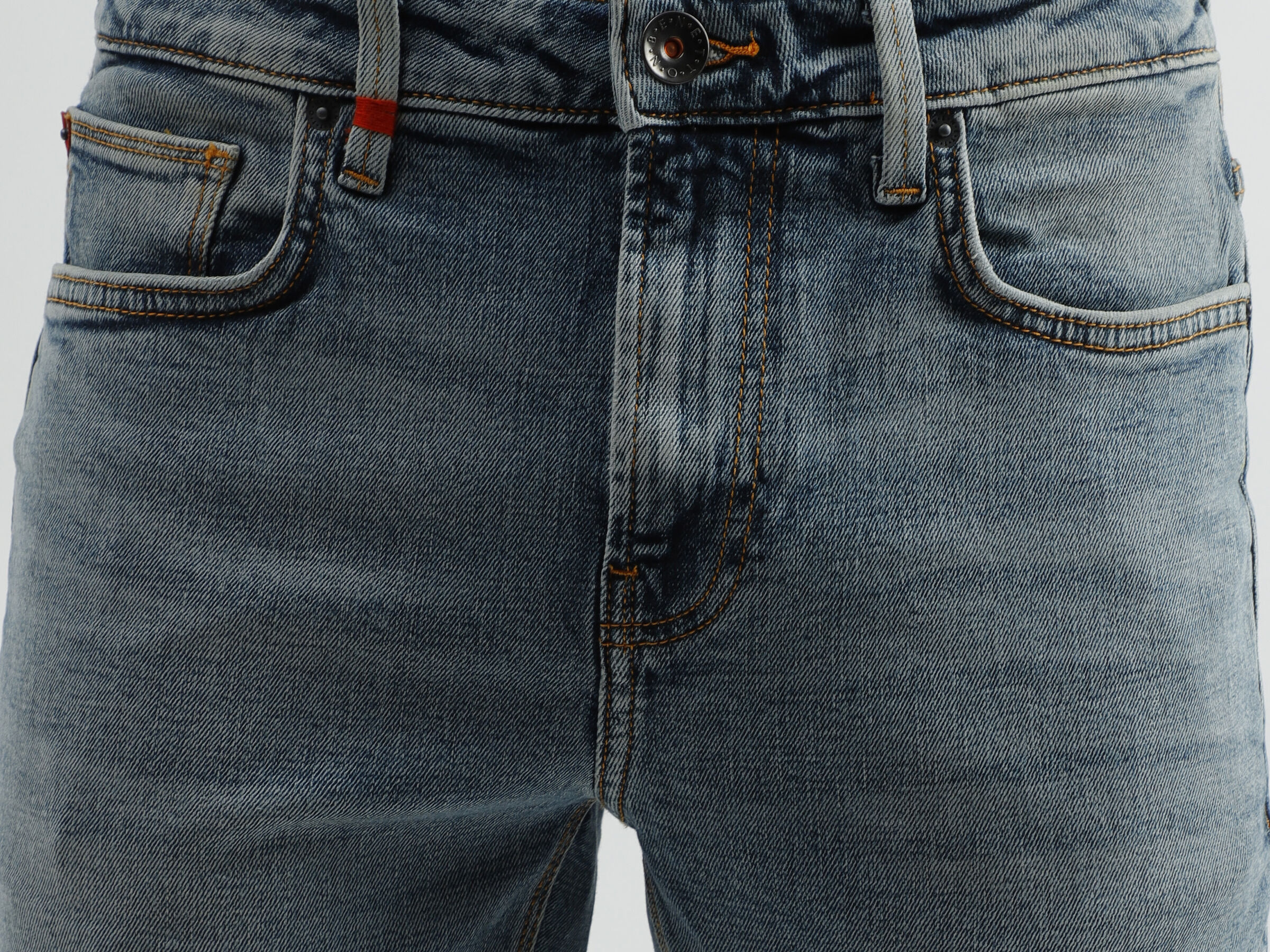 Skinny Fit Lt Blue Jeans image number 4
