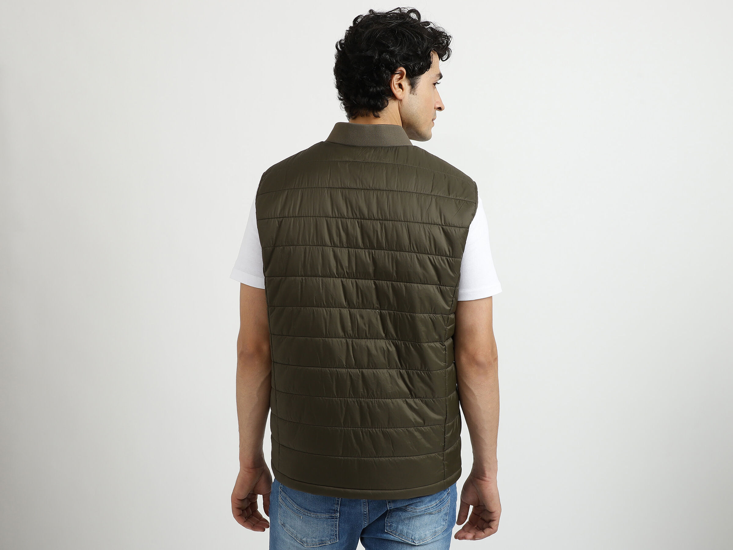 COLOR BLOCK GILET PUFFER JACKET image number 2