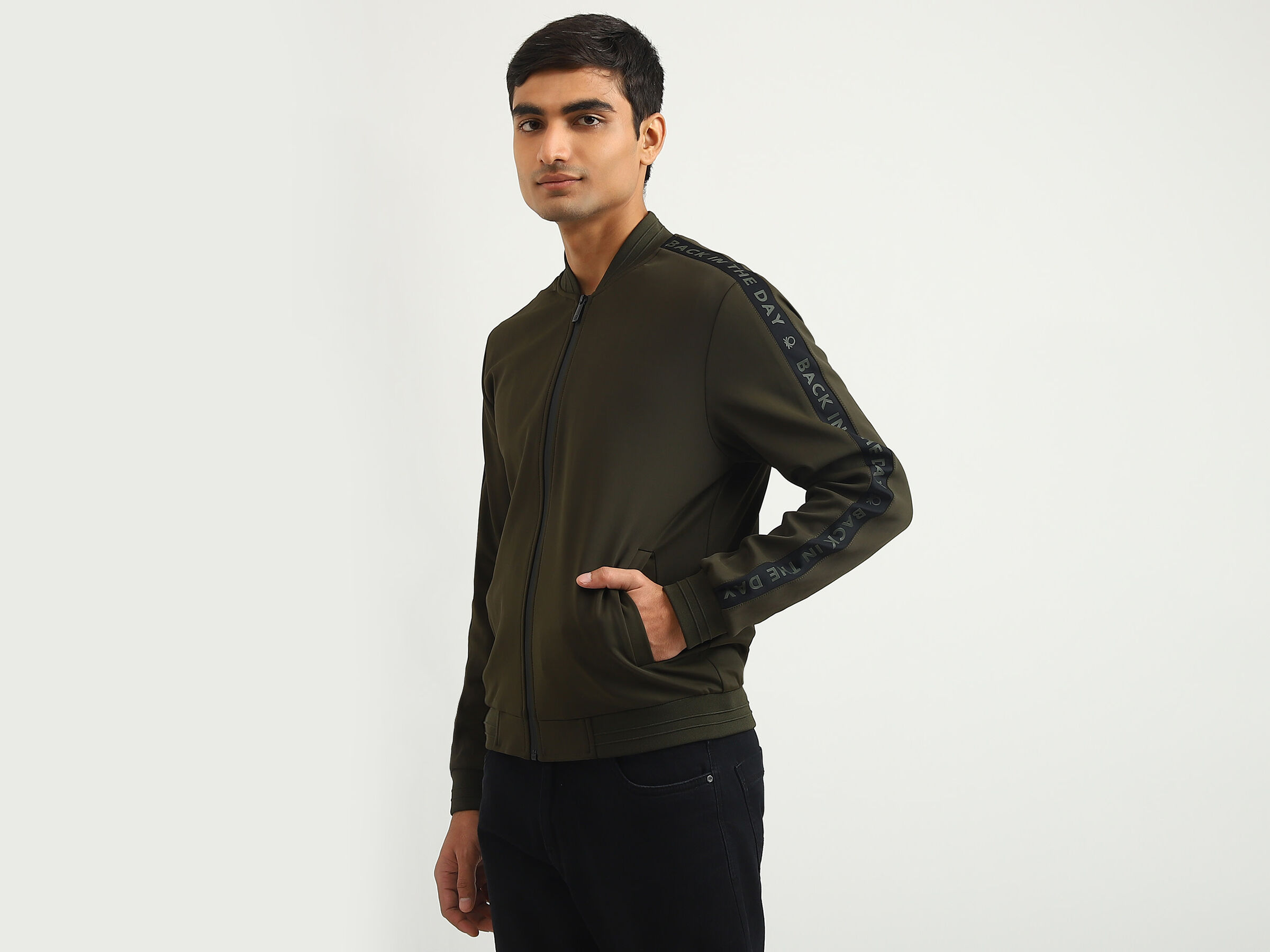 SLEEVE PRINT NEOPRENE KNIT JACKET image number 1