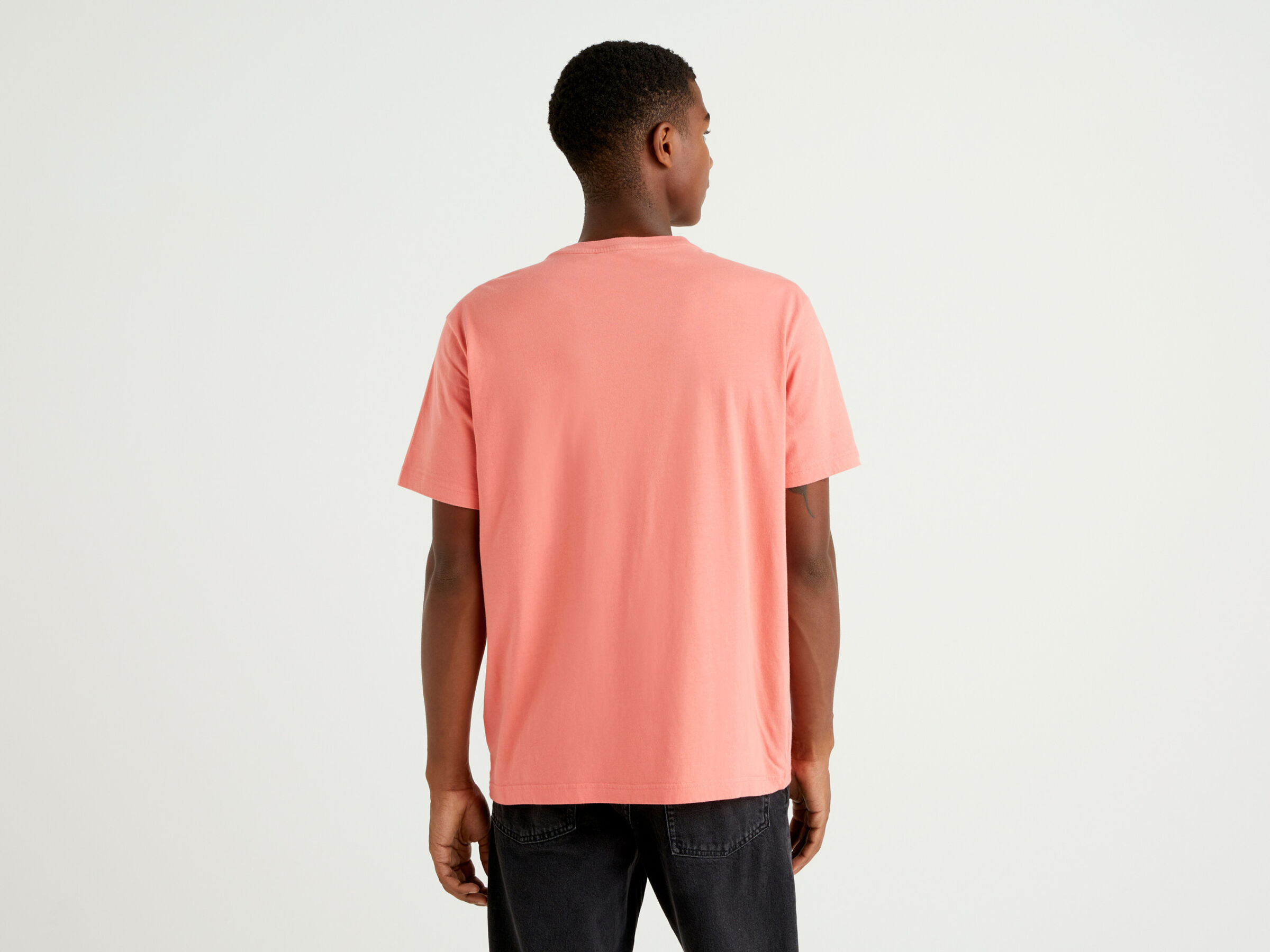 T-SHIRT image number 1