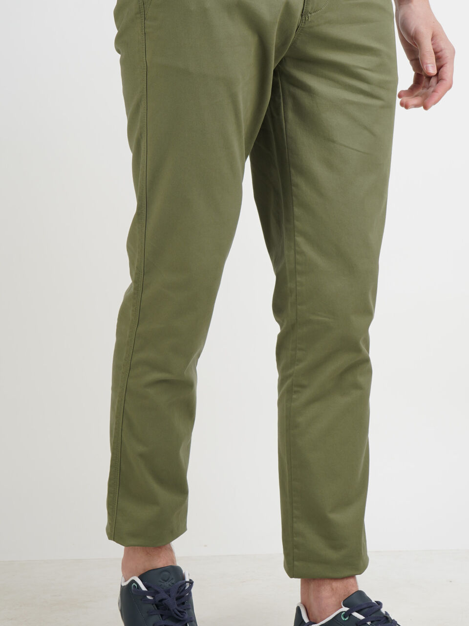 Slim fit twill trousers image number null