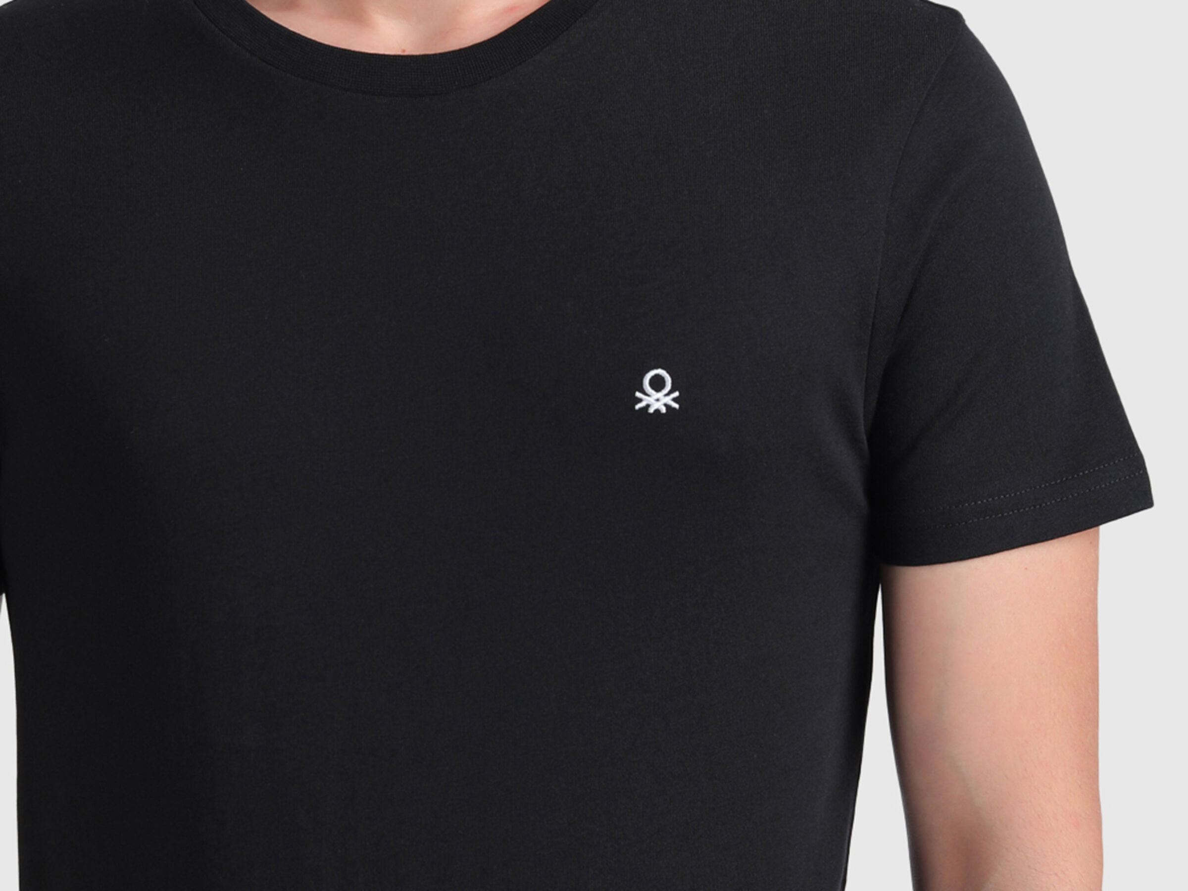 Basic Tee image number 3