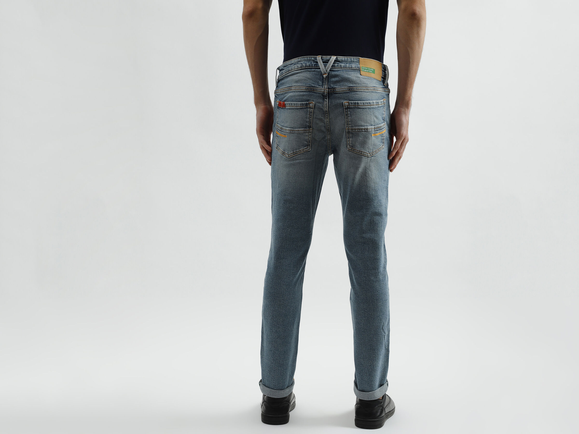 Skinny Fit Lt Blue Jeans image number 2