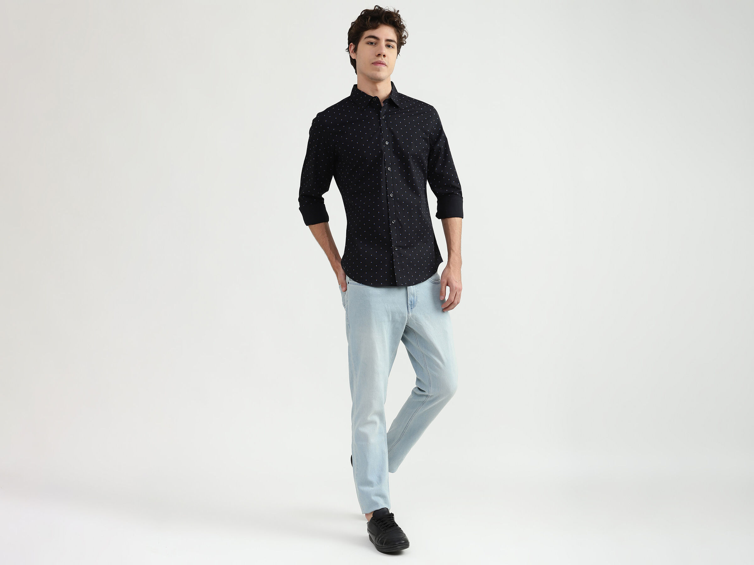 Full Sleeves Stretch Poplin  Half Circle Print Sh image number 3