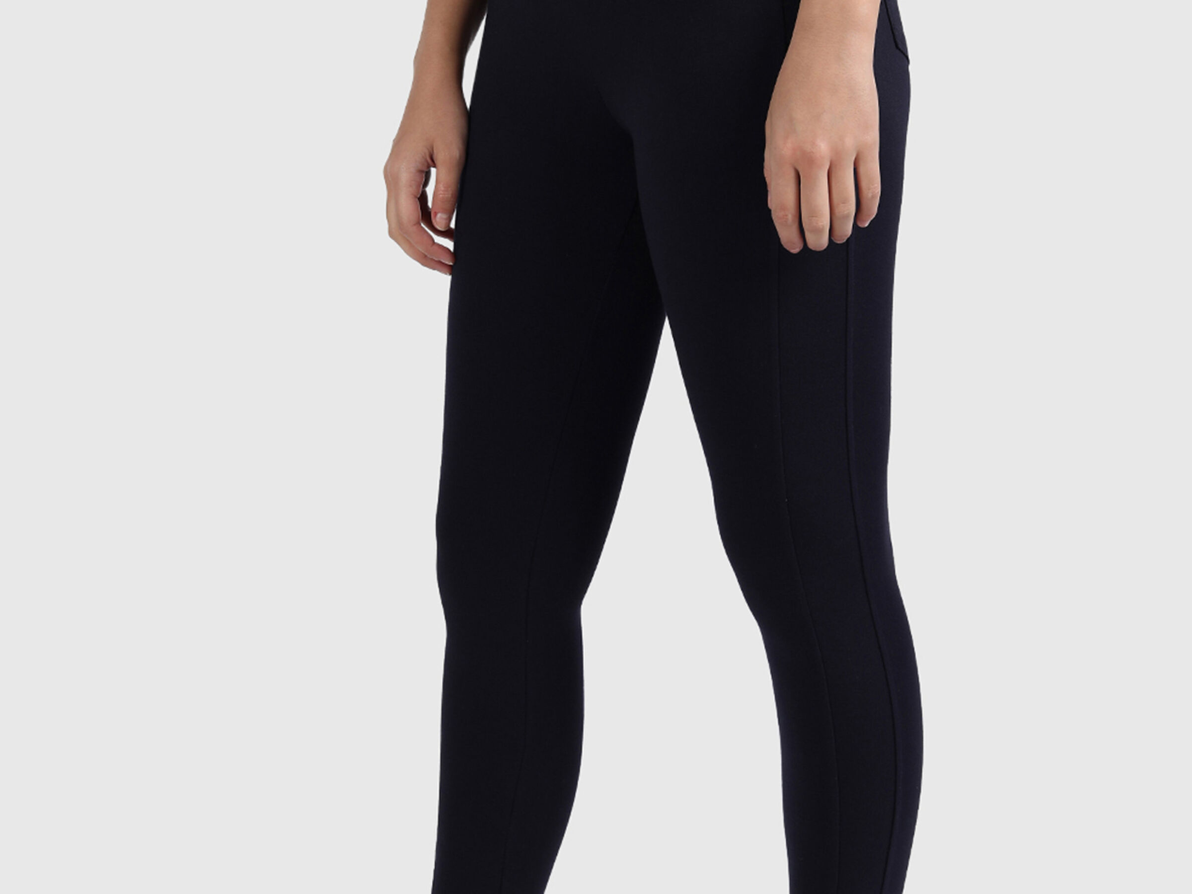 Polyester Leggings in Cut and Sew Design image number 1