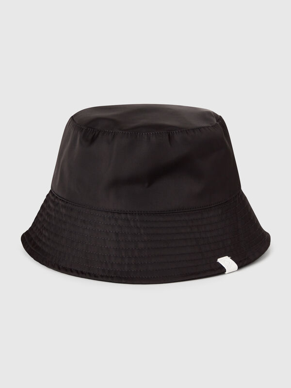 Reversible bucket-style hat  Women