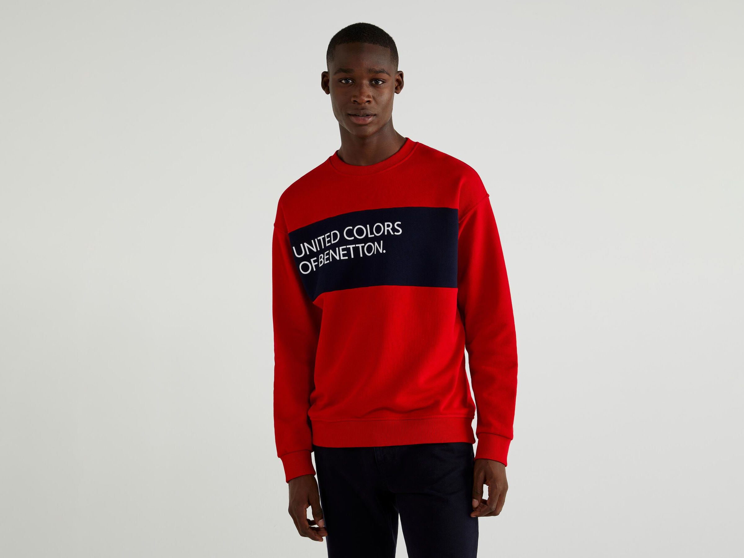 Sweatshirt in cotton with clashing band Men image number 0
