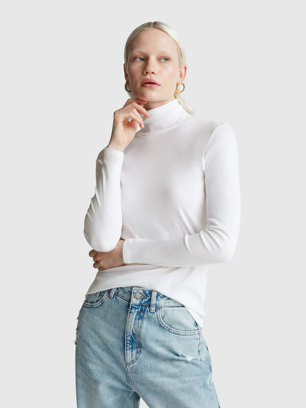 Long sleeve t-shirt with high neck Long sleeve t-shirt with high neck Women