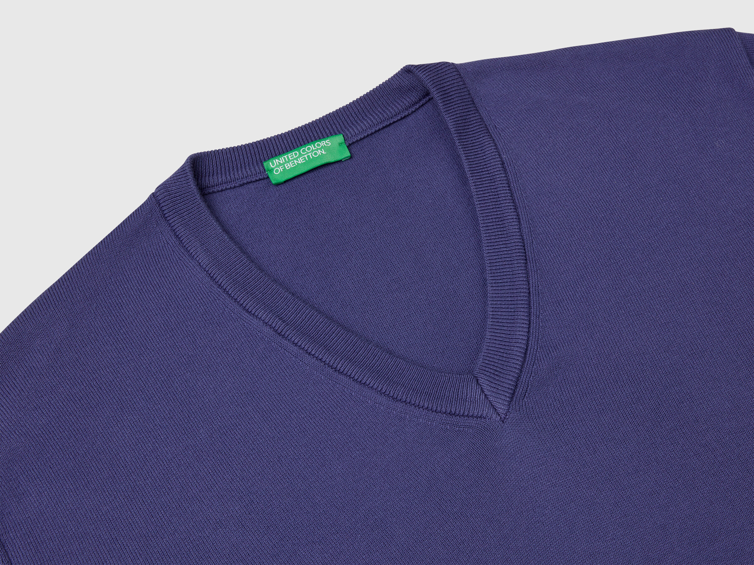 V NECK SWEATER L/S Men image number 5