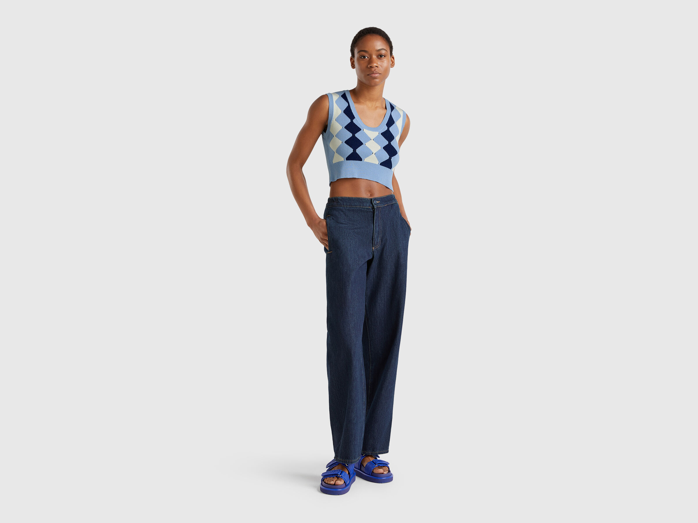 SLEEVELESS SWEATER Women image number 2