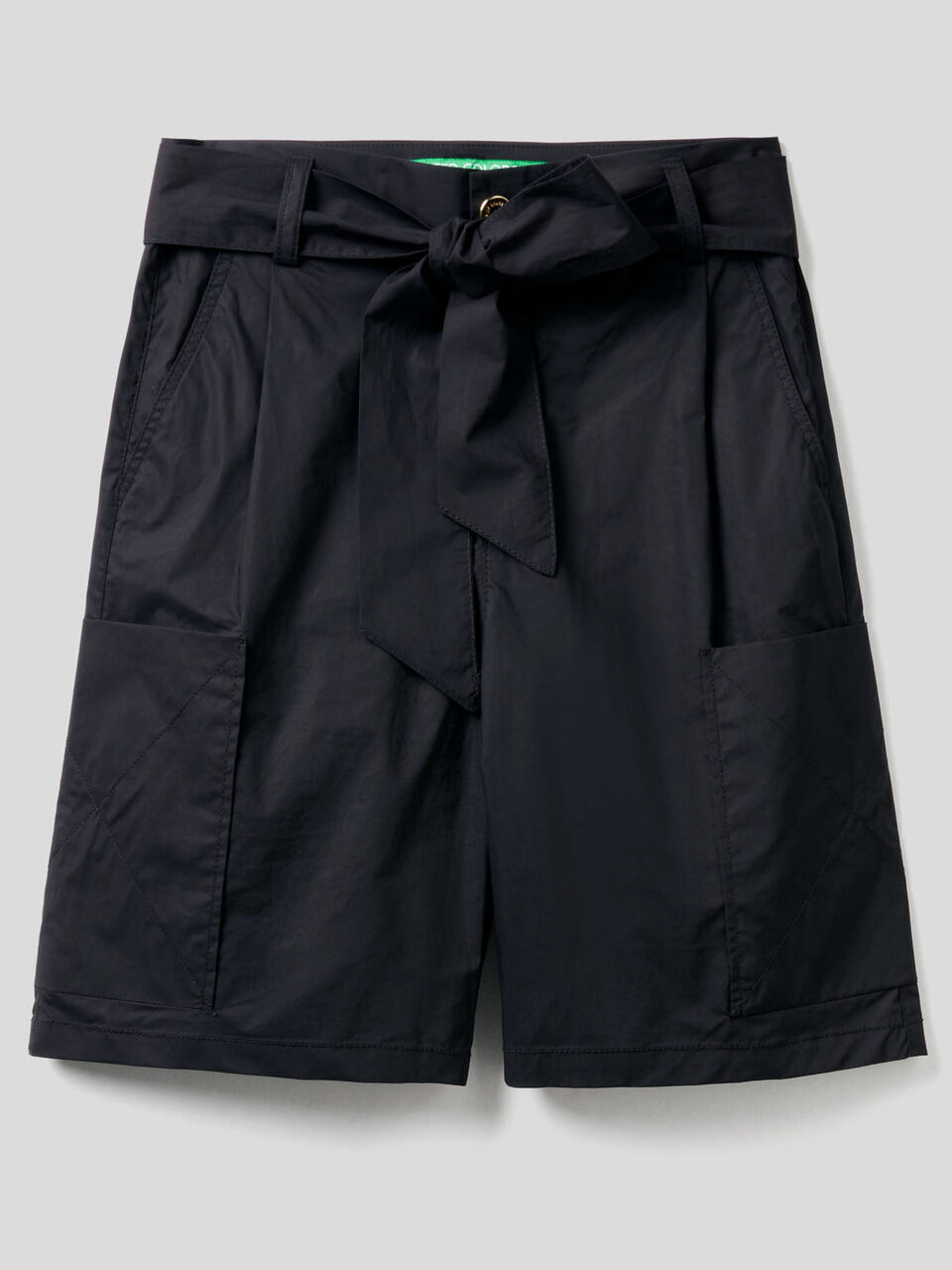 Cargo bermudas in 100% cotton image number 1