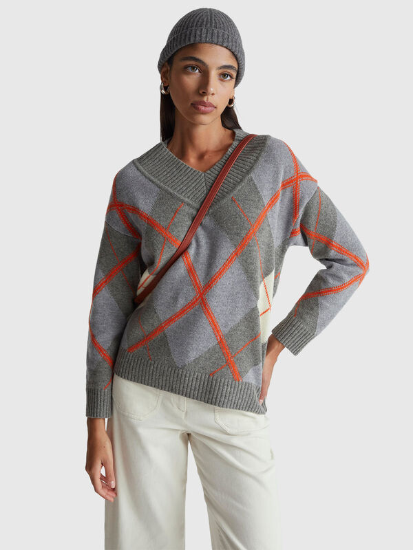 Sweater with diamond inlay Women