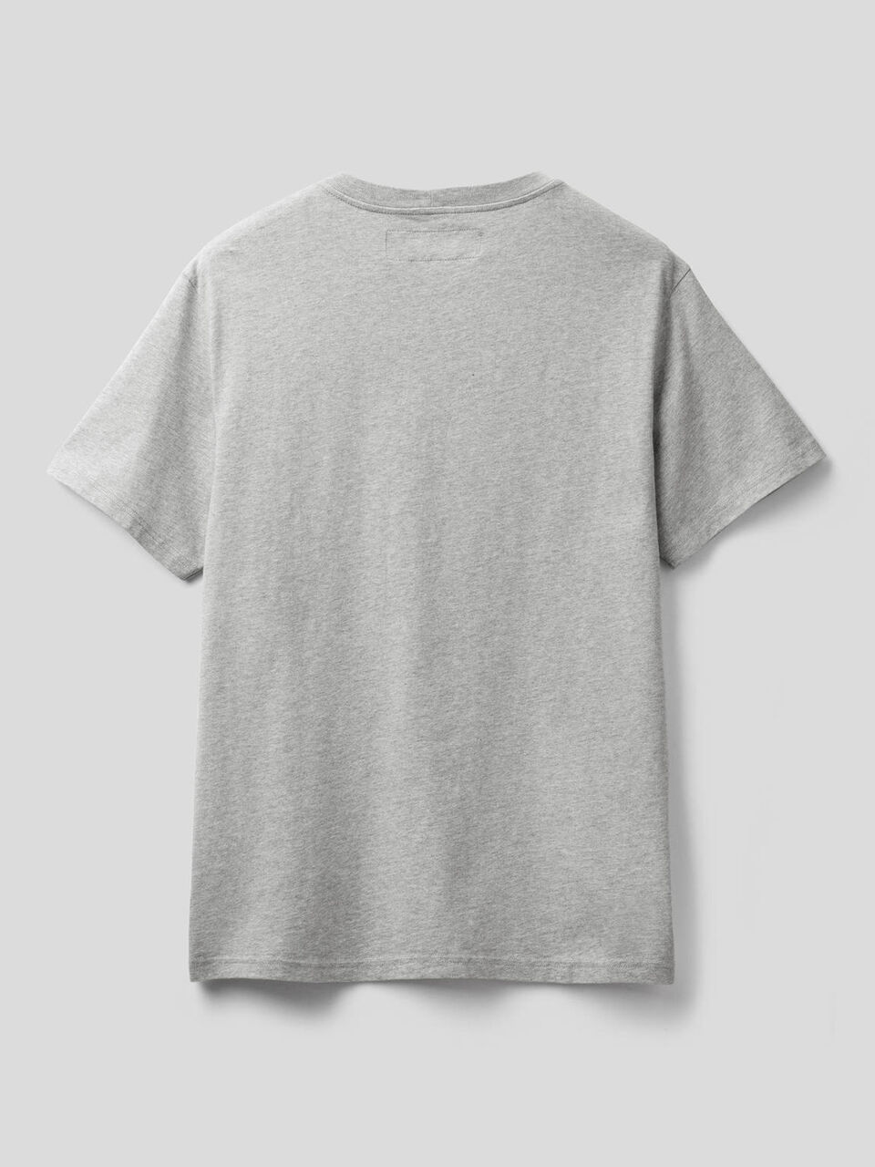 100% cotton t-shirt with pocket image number 2