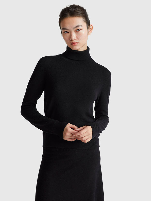 Black turtleneck in pure cashmere Women