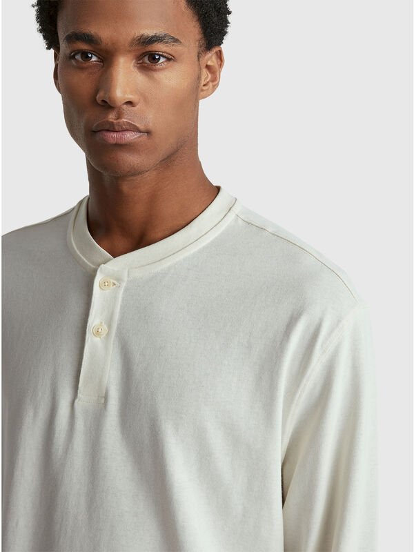 T-shirt with Henley collar Men