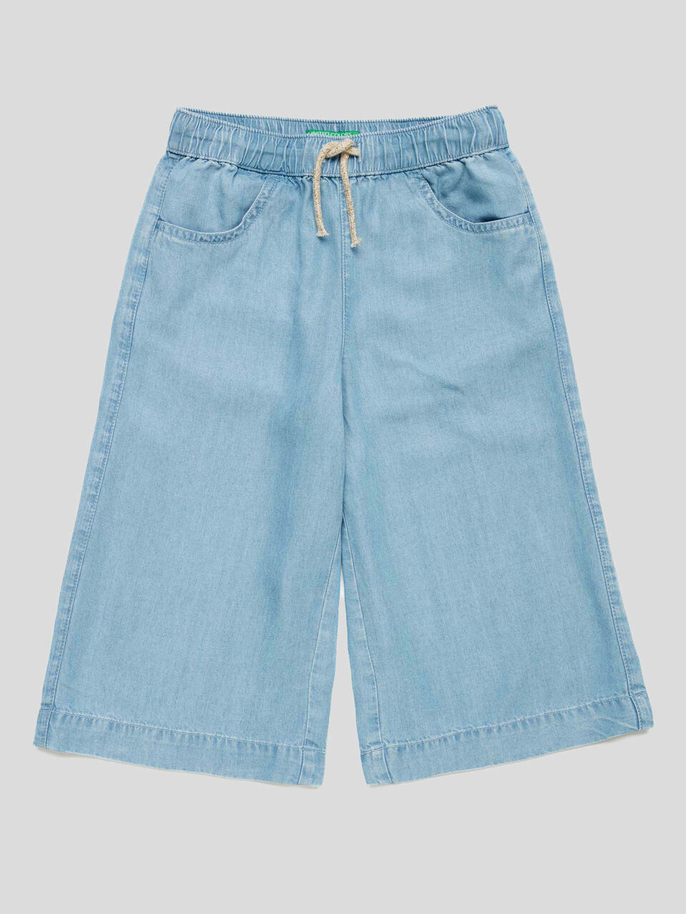 3/4 pants in chambray image number 1