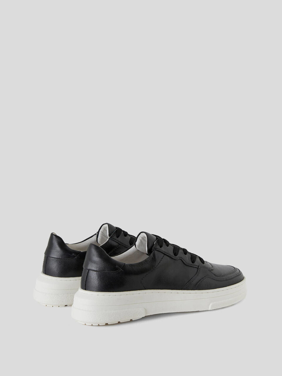 Sneakers in genuine leather image number 2