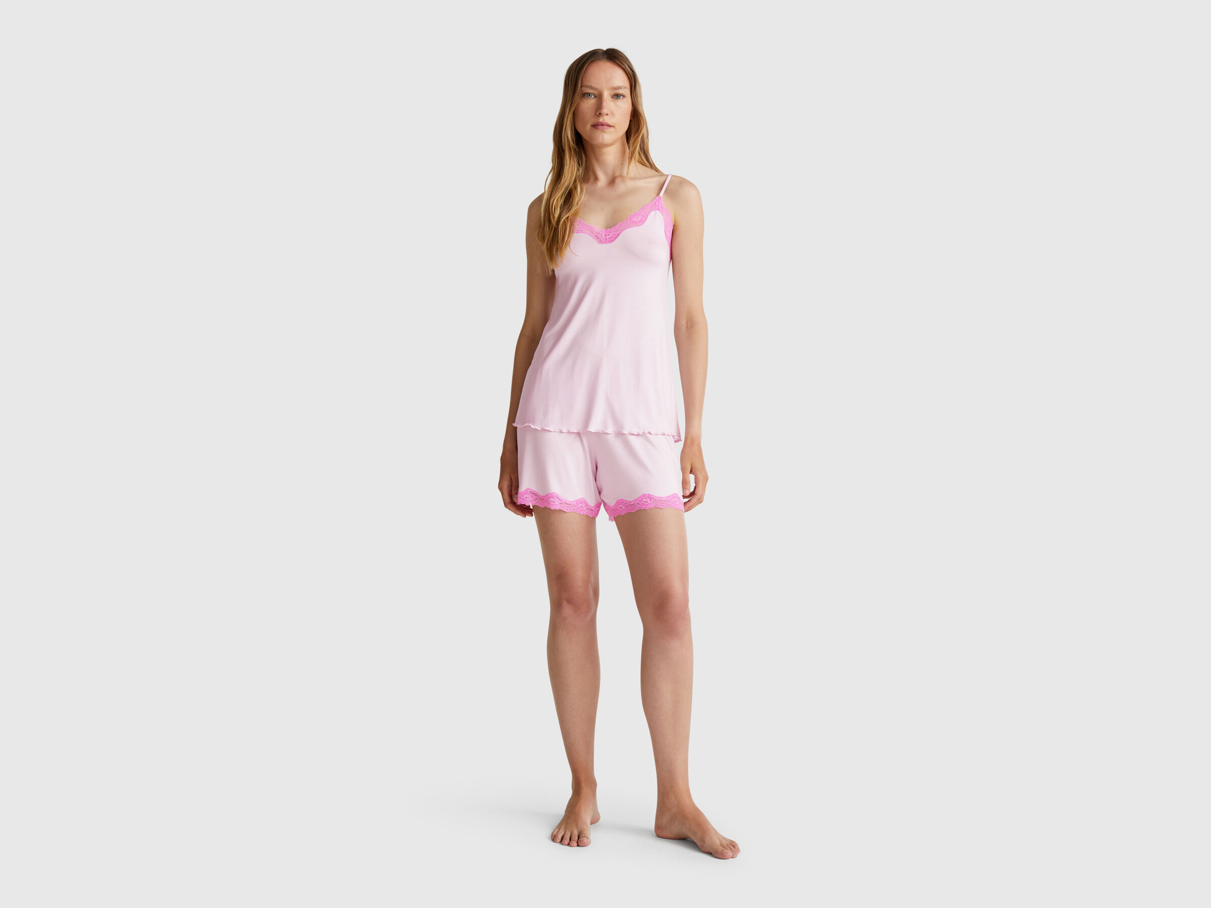 SHORTS Women image number 2