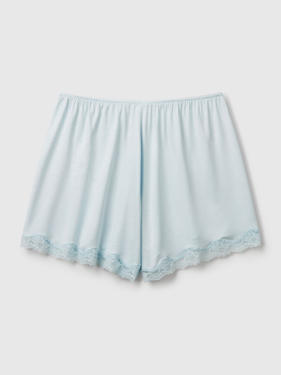 SHORTS Women image number 2