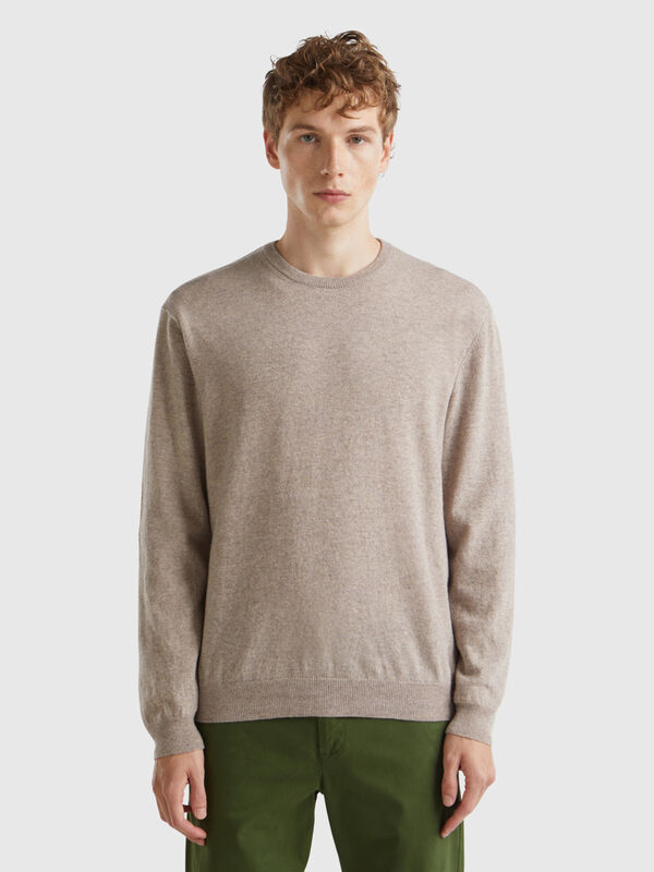 Dove gray crew neck sweater in pure Merino wool Men