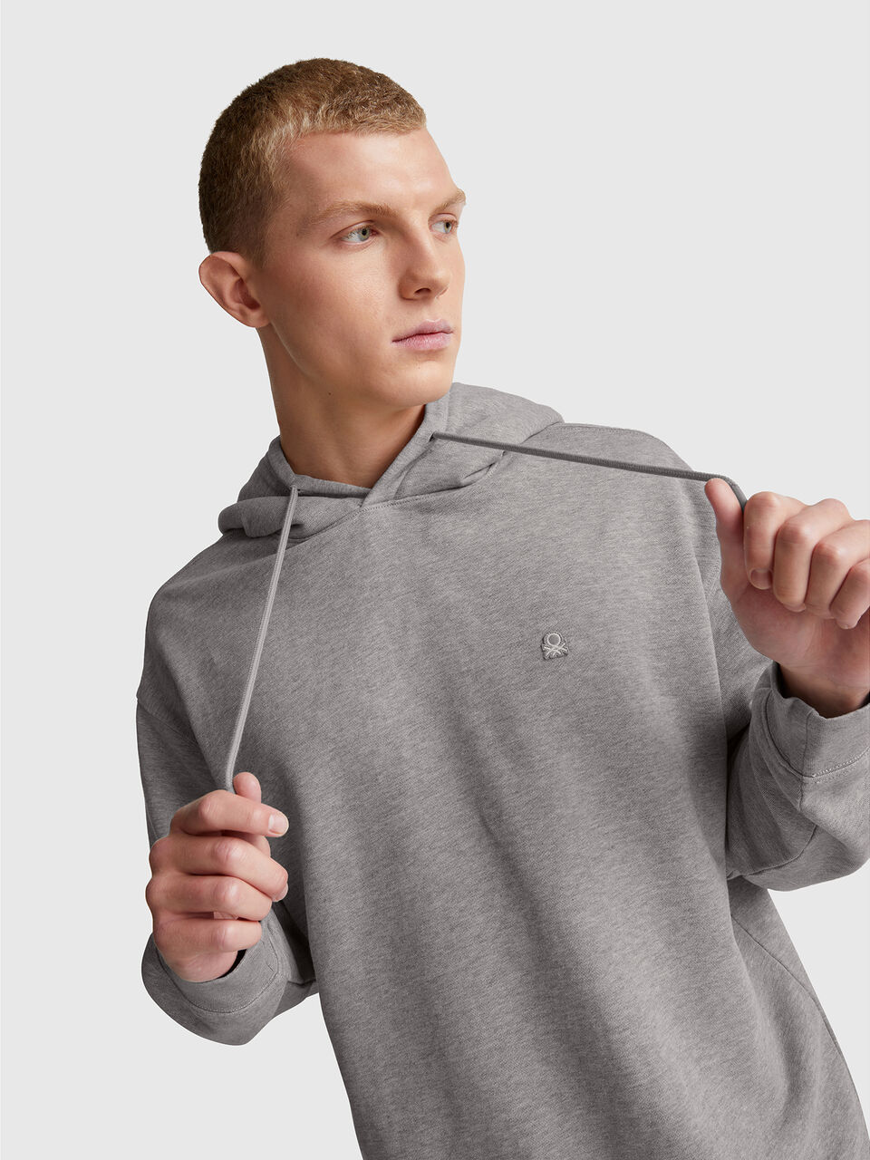 SWEATER W/HOOD Men image number null