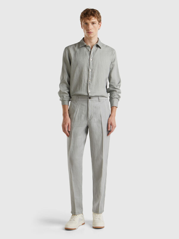 Chinos in pure linen Men