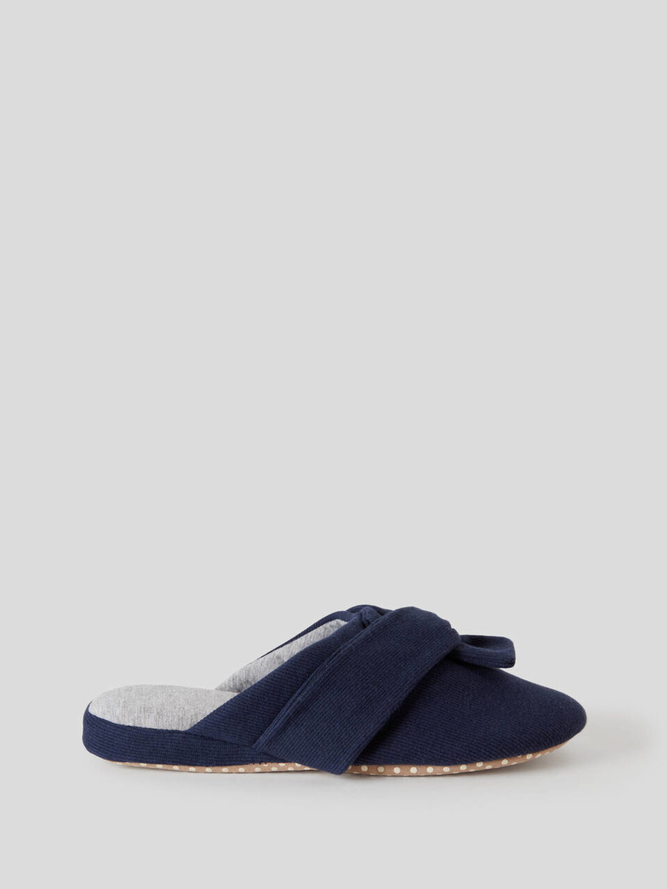 Slippers with bow image number 1