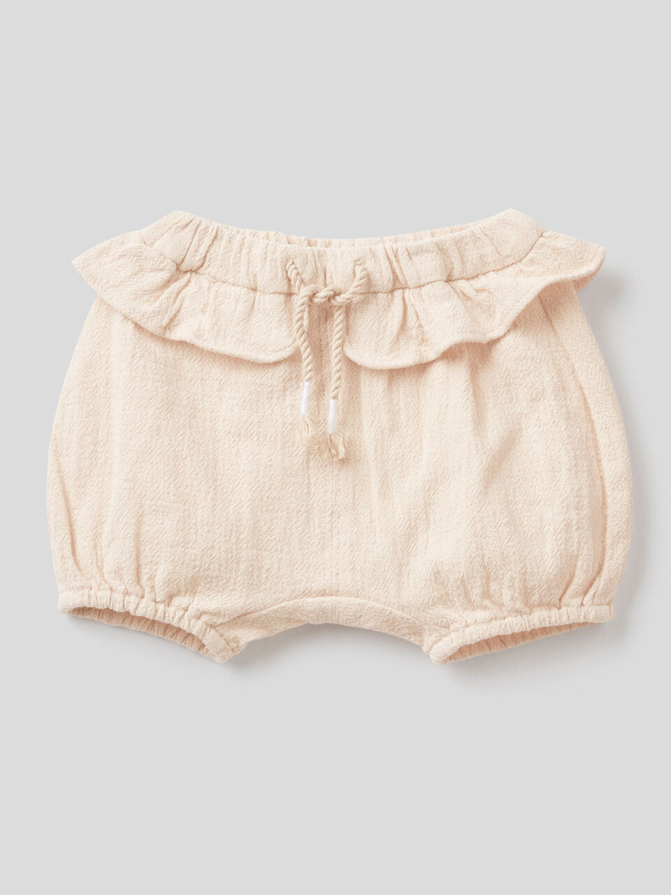 Shorts with ruffles at waist image number 1