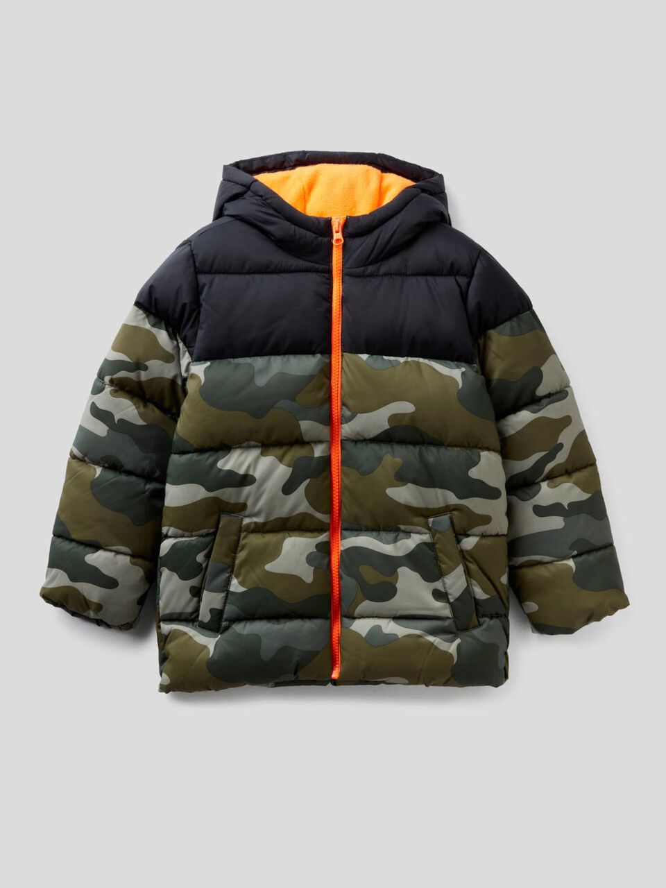 Camouflage pattern padded jacket image number 1