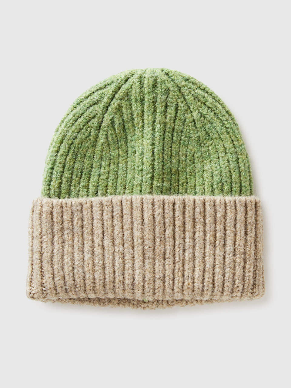 CAP Women image number null