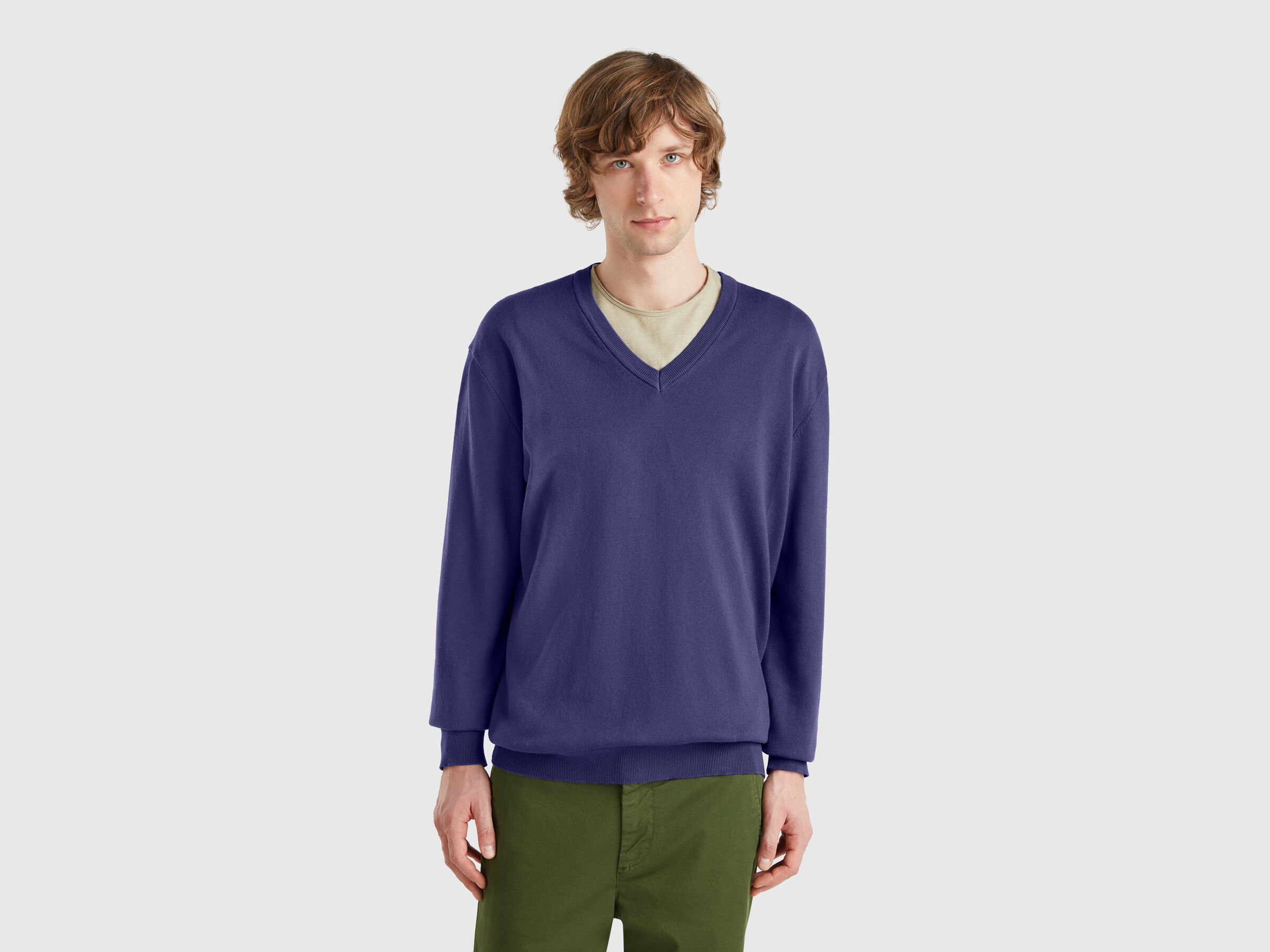 V NECK SWEATER L/S Men image number 0