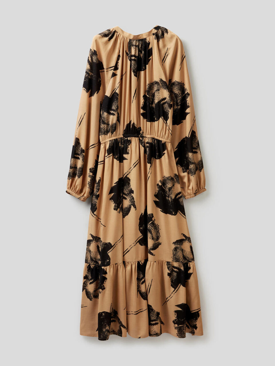 Long printed dress image number 2