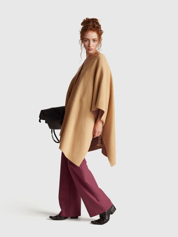 Reversible poncho in cashmere blend Women