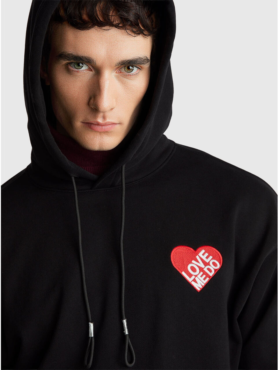 SWEATER W/HOOD image number null