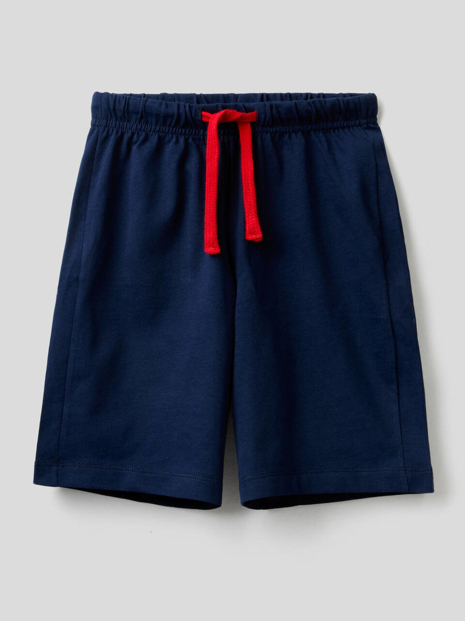T-shirt and bermudas set image number null