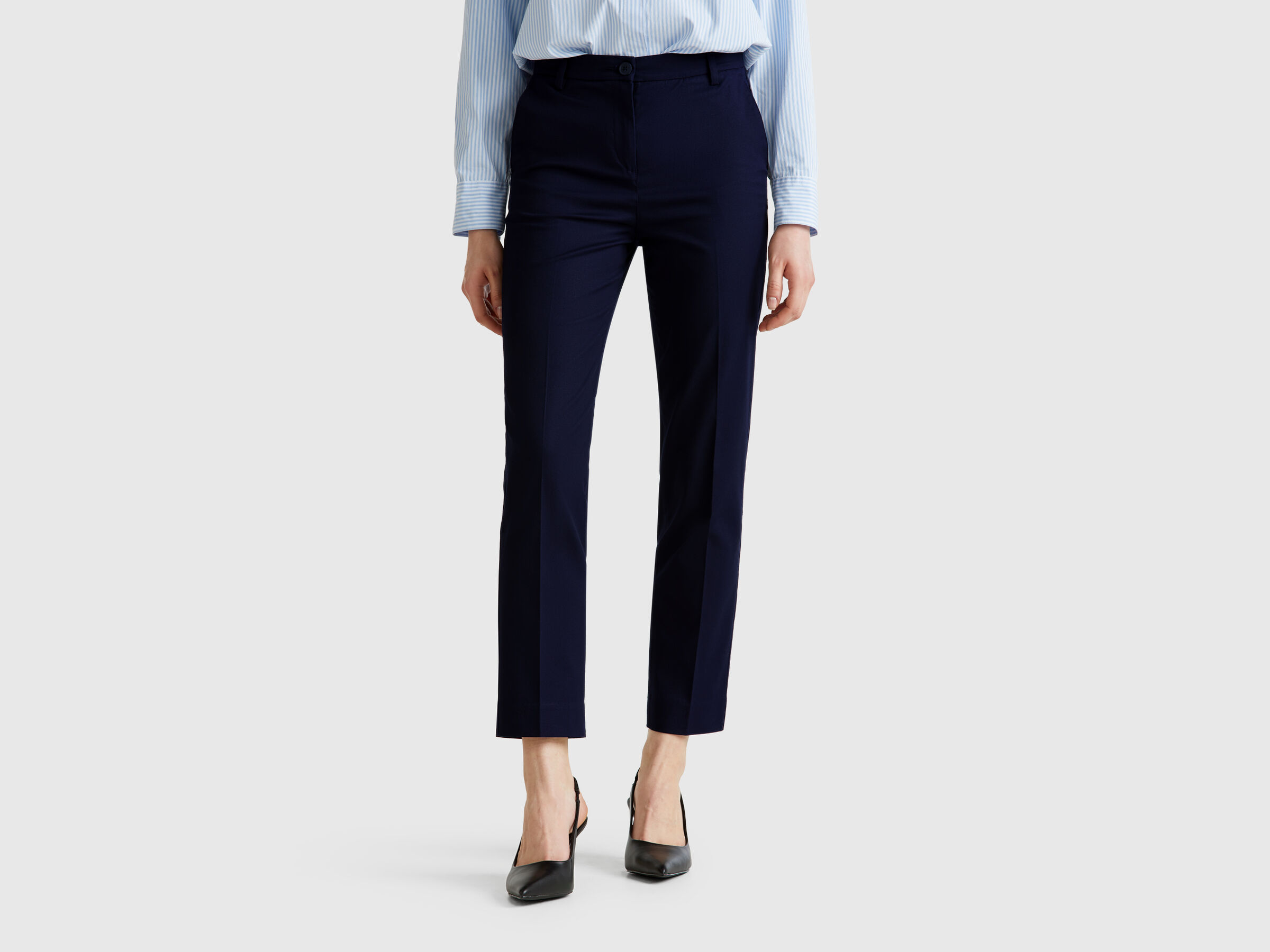 TROUSERS Women image number 0