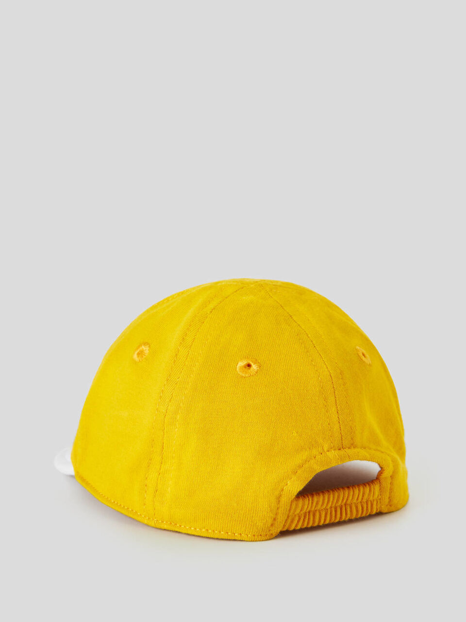 Cap with visor image number 2