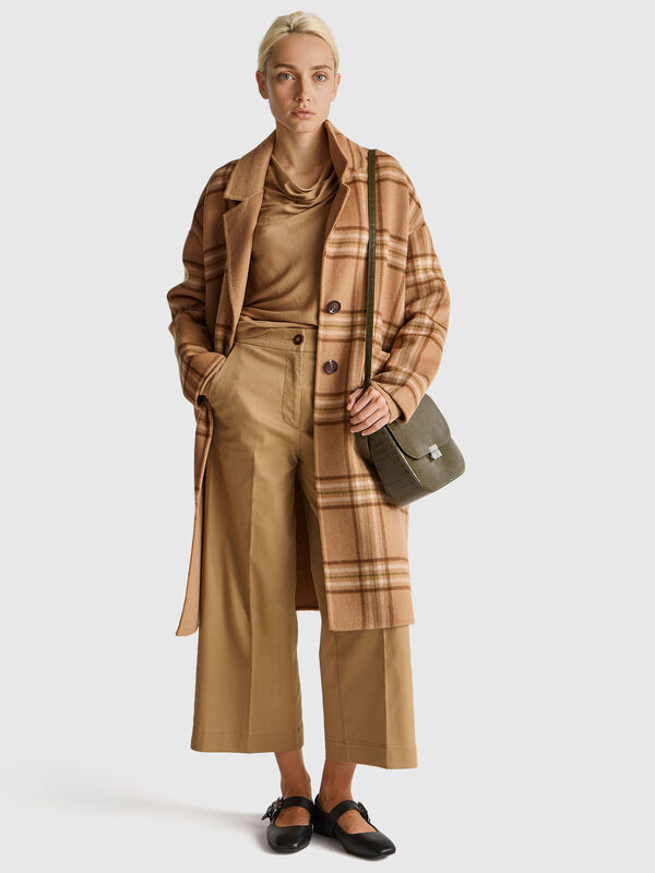 Wide high-waisted trousers Women