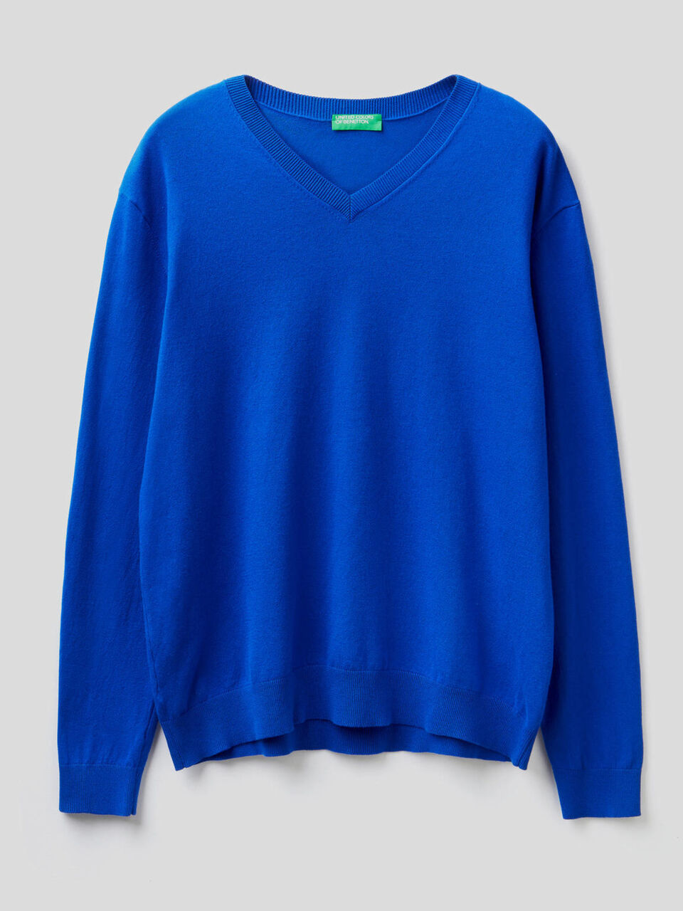 V-neck sweater in cotton blend image number 1