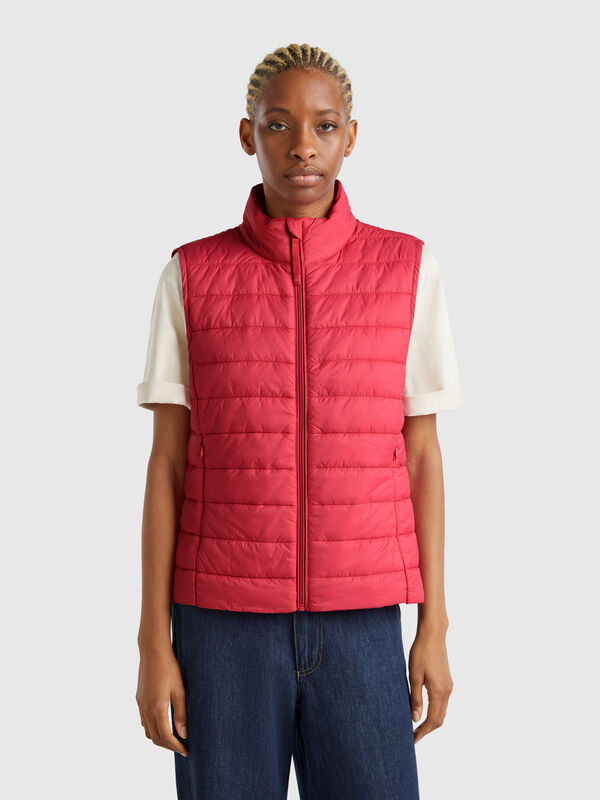 Sleeveless slim fit jacket with padding Women