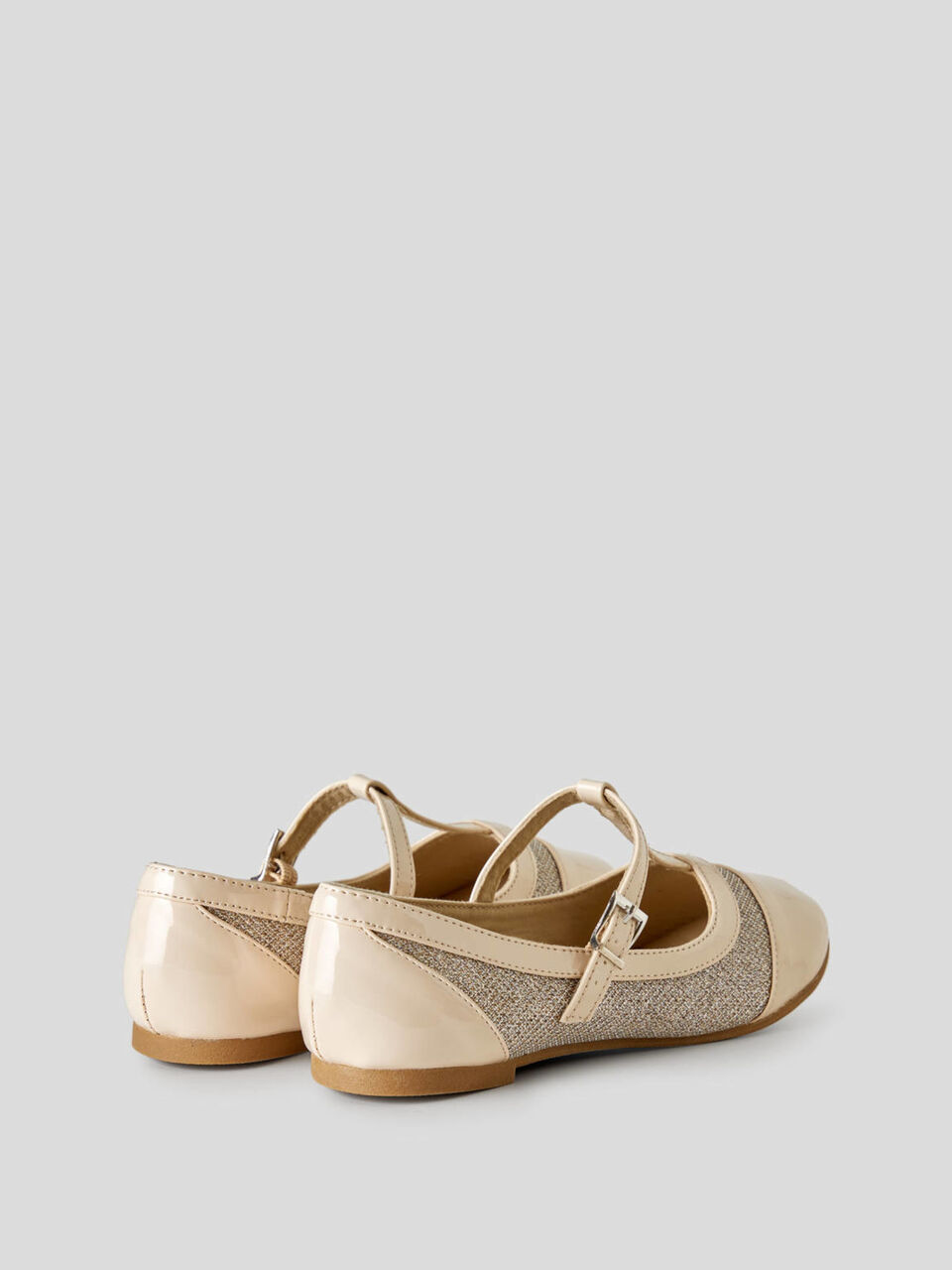 Flats with buckle image number 2