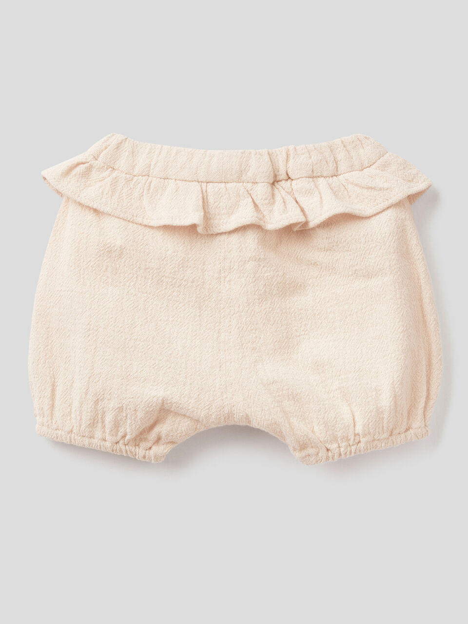 Shorts with ruffles at waist image number 2