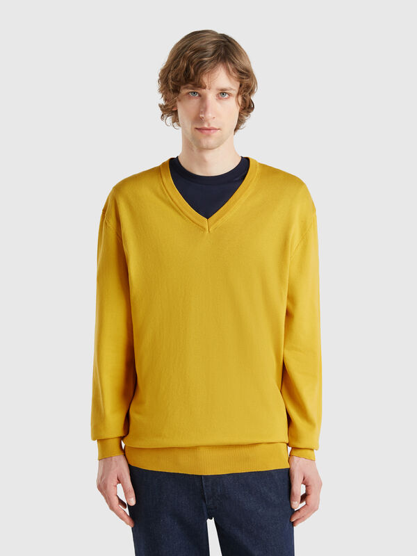 Pure cotton sweater with V-neck Men