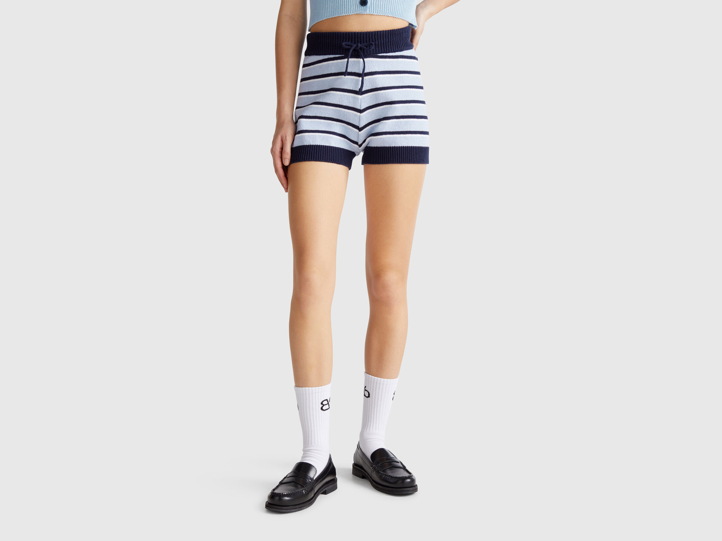 SHORTS Women image number 0