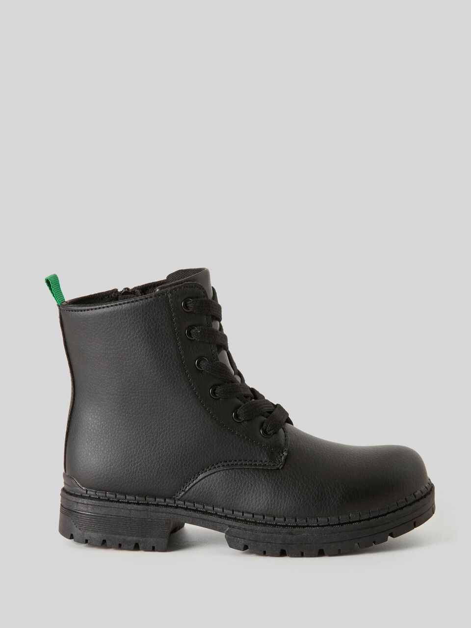 Leather look heavy-duty boots image number 1