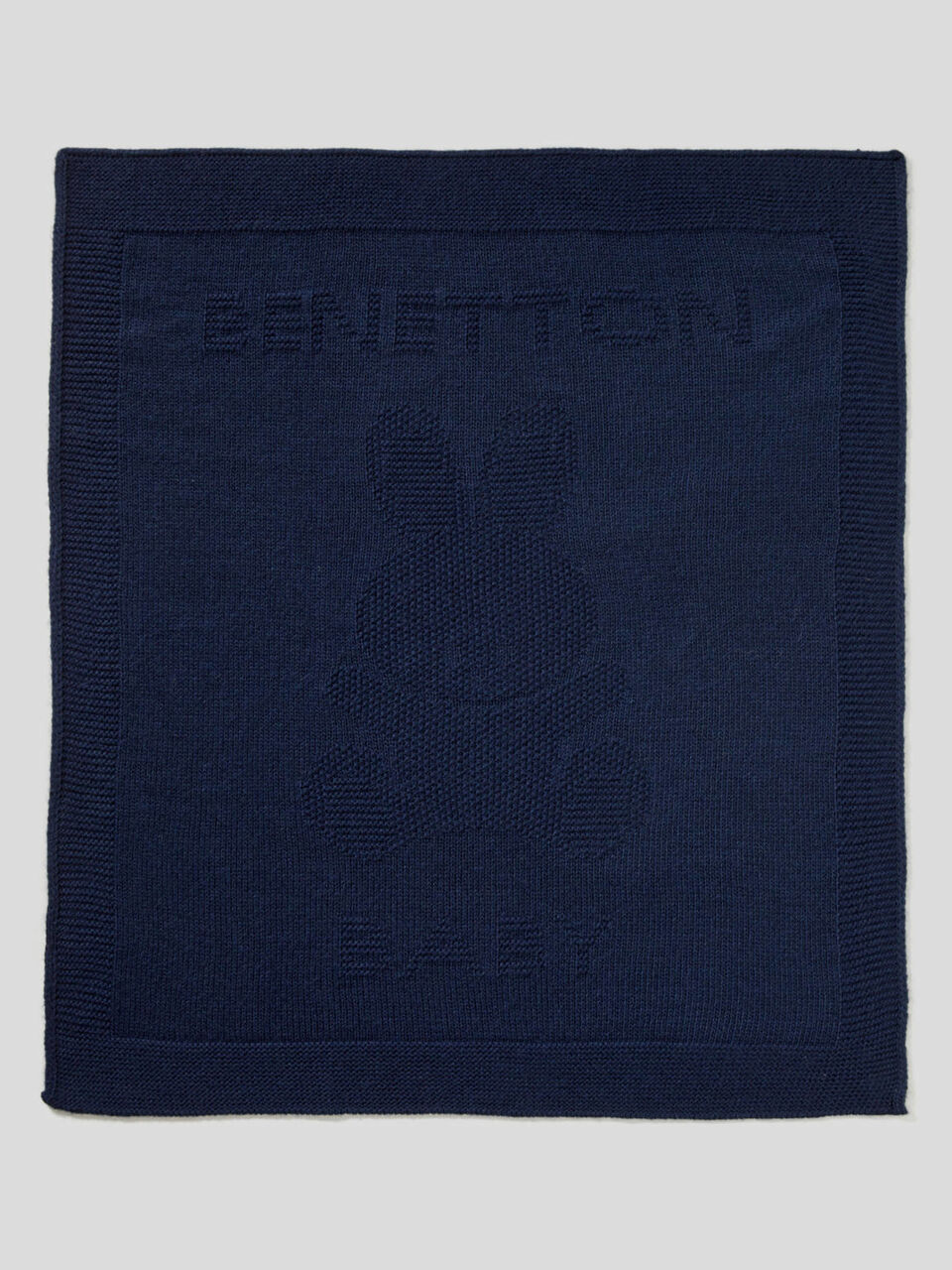 Blanket in wool blend image number 1