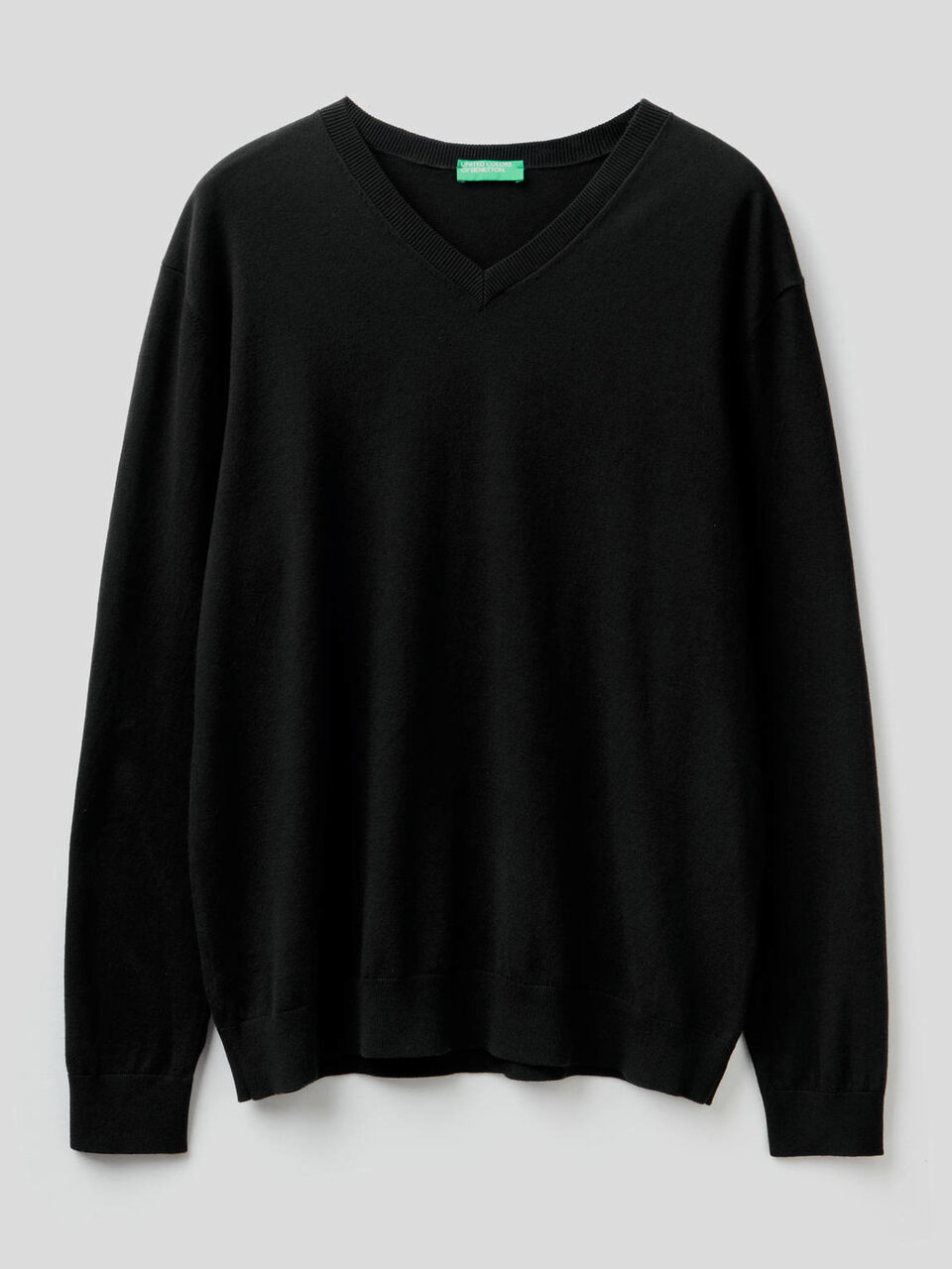 V-neck sweater in cotton blend image number 1