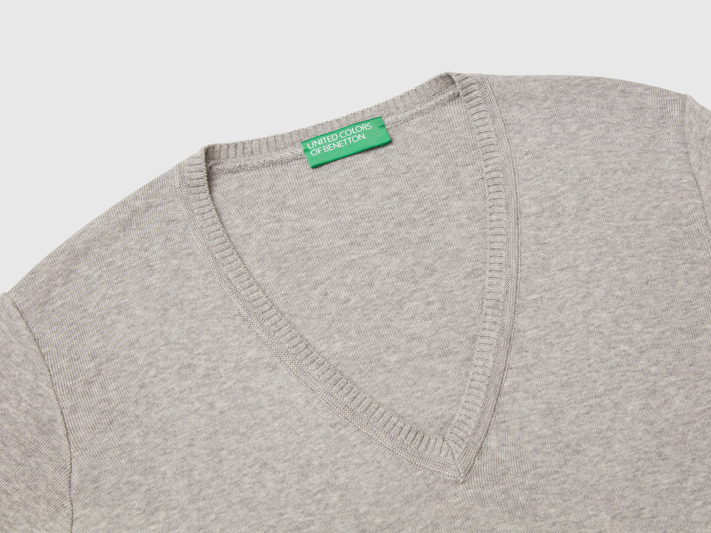V NECK SWEATER L/S Women image number 5