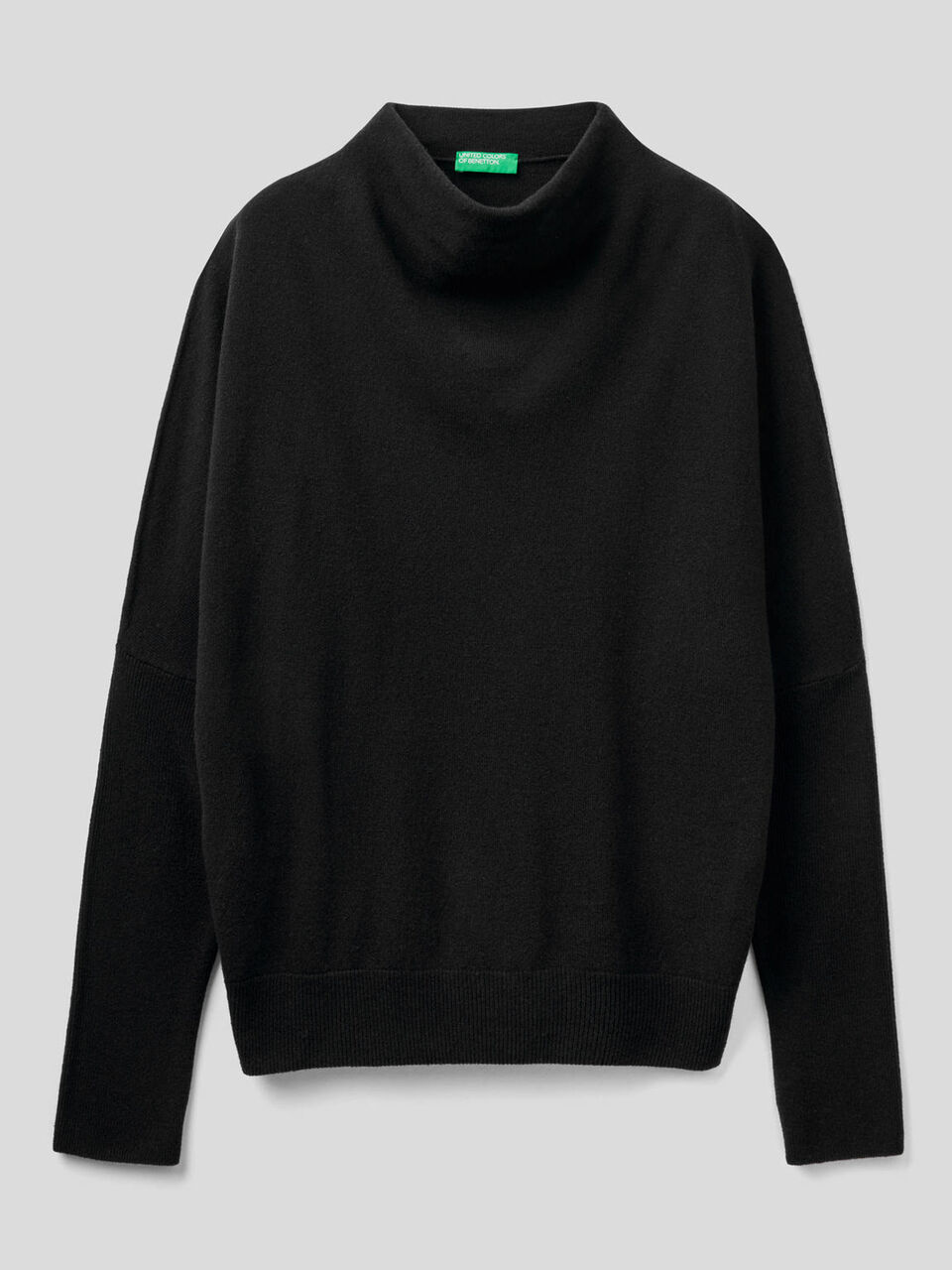 Turtleneck with ribbed sleeves image number 1