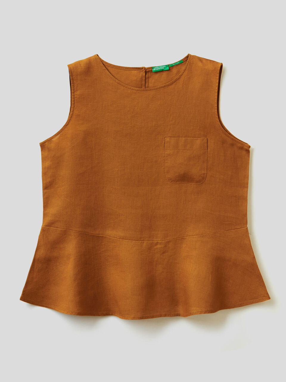 Sleeveless blouse in pure linen image number 1